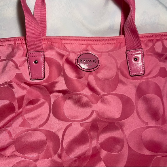 Coach Getaway Signature Nylon Packable Weekender Tote Duffle with Pouch - Picture 6 of 6